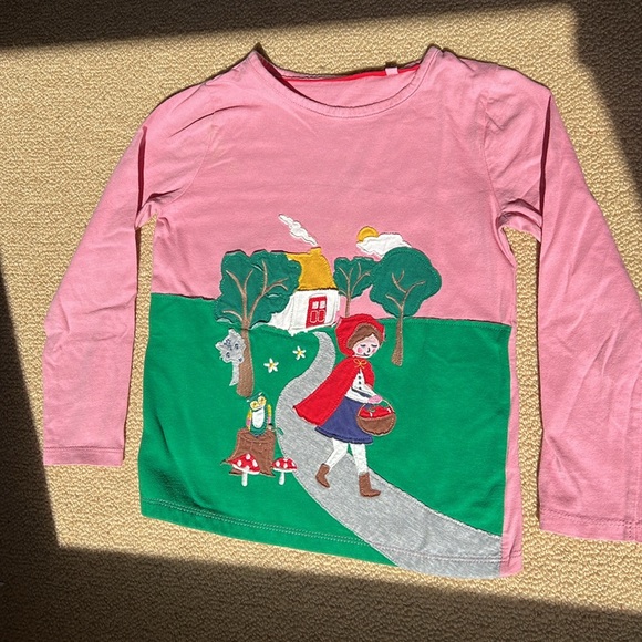Mini Boden Little Red Riding Hood long sleeve shirt. Size 6/7youth. 100% Cotton. - Picture 2 of 6